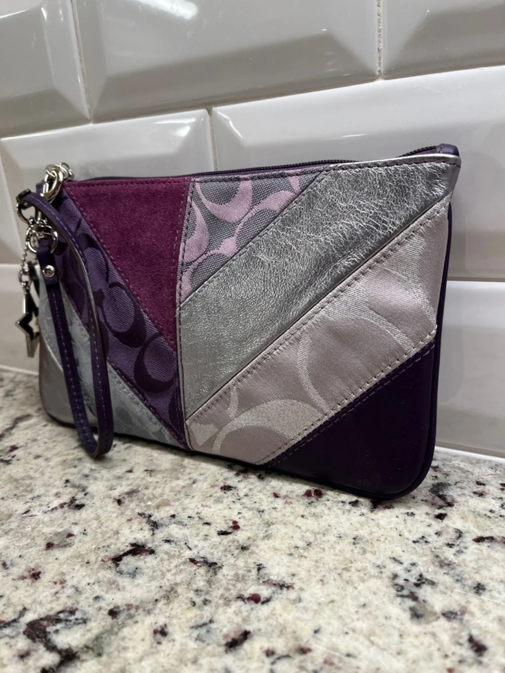 Coach Y2K Signature Patchwork Large Wristlet EUC - Picture 3 of 9